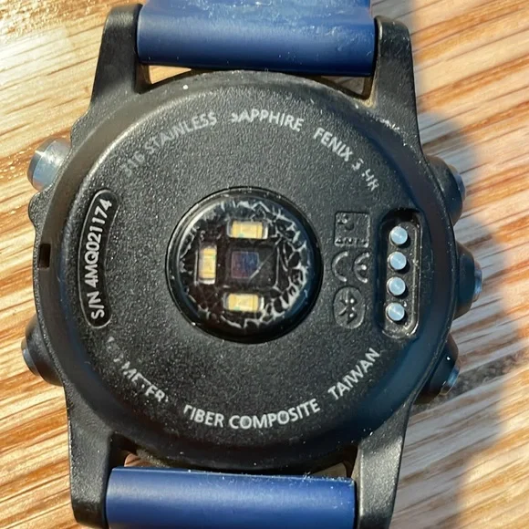 Garmin Fenix 3 HR Sapphire watch - Picture 3 of 6